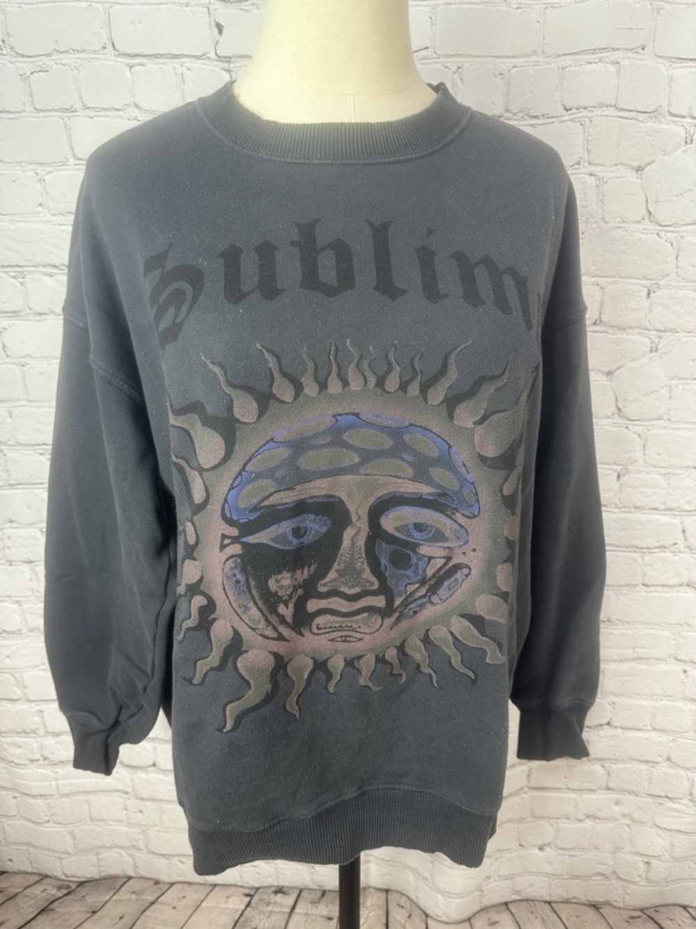 American Eagle Oversized Sublime Graphic Crewneck Sweatshirt XXS Sun Logo